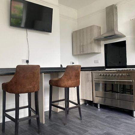 Springfield Guesthouse Блэкберн Экстерьер фото